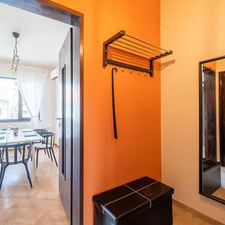 1bd Absolute Center Luxury And Peaceful With Separate Kitchen *